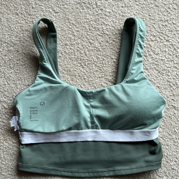Gapfit Eclipse, medium support scoop back sports bra. - Picture 4 of 5